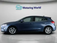 Used Ford Focus Zetec 2021 Blue Hatchback