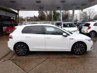 Used VW Golf VIII Edition 130 HP (95 kW) 2023 White Hatchback