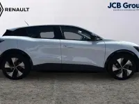 Used Renault Megane E-Tech Equilibre 160 kW (218 HP) 2022 White Hatchback
