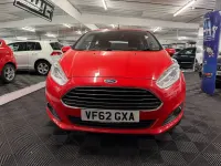 Used Ford Fiesta Zetec 82 HP (60 kW) 2013 Red Hatchback