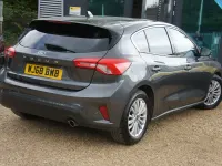 Used Ford Focus Titanium 125 HP (91 kW) 2018 Grey Hatchback