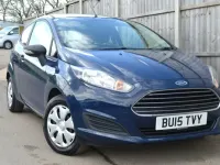 Gebraucht Ford Fiesta Studio 82 PS (60 kW) 2015 Blau Kleinwagen