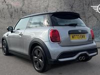 Used Mini Cooper S Classic 176 HP (129 kW) 2023 Silver Hatchback