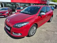 Używany Renault Mégane III 2013 Czerwony Hatchback