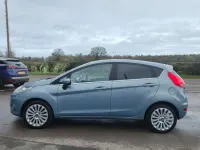 Usado Ford Fiesta Titanium 2009 Azul Citadino