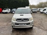 Used Toyota HiLux Luxury 171 HP (125 kW) 2009 Silver Pickup