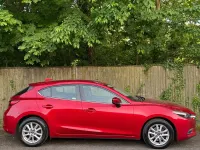Used Mazda 3 105 HP (77 kW) 2017 Red Hatchback