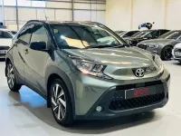 Usado Toyota Aygo X 72 HP (52 kW) 2023 Verde SUV