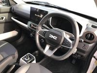 New Dacia Spring Extreme 47 kW (65 HP) 2025 White Hatchback