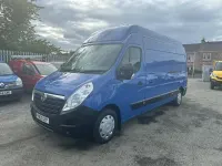 Begagnad Vauxhall Movano 145 HK (106 kW) 2017 Blå Minibuss
