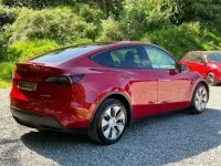 Used Tesla Model Y Long Range AWD 378 kW (514 HP) 2022 Red SUV