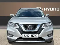 Usado Nissan X-Trail Acenta Premium 160 CV (117 kW) 2020 Plateado SUV
