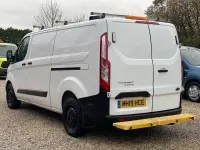 Usado Ford Transit Custom 130 HP (95 kW) 2019 Branco Van