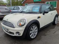 Used Mini Cooper Hatch 2010 White Hatchback