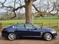 Gebraucht Jaguar XF Portfolio 200 PS (147 kW) 2015 Blau Limousine