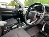 Used Toyota HiLux 150 HP (110 kW) 2022 Grey Pickup