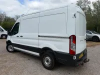 Używany Ford Transit 130 KM (95 kW) 2018 Biały Van