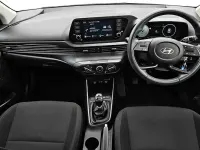 Used Hyundai i20 Advanced 101 HP (74 kW) 2024 White Hatchback