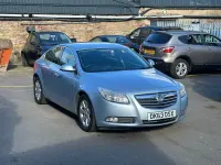 Usado Vauxhall Insignia SRi 163 CV (119 kW) 2013 Plateado Utilitario