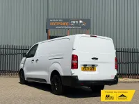 Used Vauxhall Vivaro S 145 HP (106 kW) 2021 White MPV