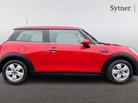 Used Mini ONE Classic 101 HP (74 kW) 2022 Red Hatchback