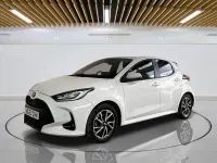 Used Toyota Yaris Design 116 HP (85 kW) 2023 White Hatchback