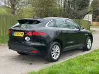 Begagnad Jaguar F-Pace Prestige 163 HK (119 kW) 2017 Svart SUV