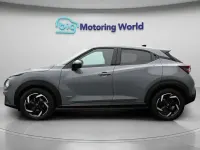 Usado Nissan Juke N-Connecta 143 CV (105 kW) 2023 Gris SUV