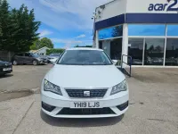 Used Seat Leon SE Dynamic 130 HP (95 kW) 2019 White Hatchback