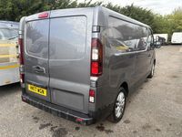 Begagnad Renault Trafic 2017 Grå Minibuss