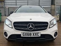 Used Mercedes GLA180 Urban 122 HP (89 kW) 2018 White SUV