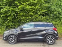 Used Renault Captur Dynamique 90 HP (66 kW) 2015 Black SUV