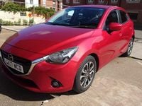 Begagnad Mazda 2 Inclusive 2017 Röd Halvkombi