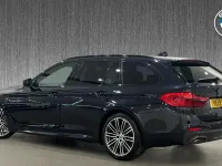 Gebraucht BMW 520 M Sport 181 PS (133 kW) 2019 Schwarz Kombi