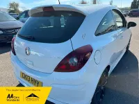 Used Vauxhall Corsa Edition 2013 White Hatchback