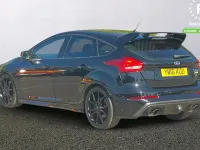 Begagnad Ford Focus RS 350 HK (257 kW) 2016 Svart Halvkombi