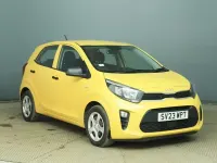 Used Kia Picanto 66 HP (48 kW) 2023 Yellow Hatchback