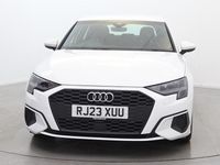 Usado Audi A3 Comfort 110 CV (80 kW) 2023 Blanco Berlina
