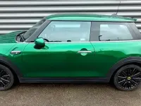 Begagnad Mini Cooper S Hatch 135 kW (184 HK) 2022 Grön Halvkombi