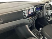 Used VW Polo Life 80 HP (58 kW) 2023 Pure white Hatchback