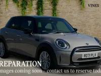 Usado Mini Cooper Exclusive 134 HP (98 kW) 2021 Cinzento Citadino