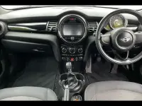 Used Mini Cooper Hatch 134 HP (98 kW) 2017 White Hatchback