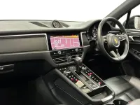 Used Porsche Macan 261 HP (191 kW) 2023 Black SUV