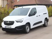 Used Vauxhall Combo 100 HP (73 kW) 2021 White Van
