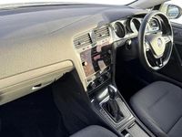 Used VW Golf VII SE 130 HP (95 kW) 2019 Silver Hatchback