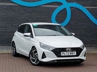 Used Hyundai i20 Premium 100 HP (73 kW) 2022 White Hatchback