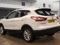 Used Nissan Qashqai Acenta 2015 Pure white SUV
