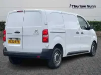 Używany Citroën Dispatch 2023 Biały Minivan