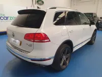 Usado VW Touareg R-line 262 HP (192 kW) 2017 Branco SUV