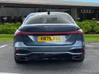 Second-hand Audi A5 S-Line 204 CP (150 kW) 2025 Albastru Berlinǎ